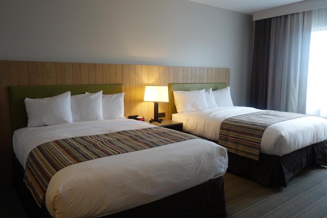 Country Inn & Suites By Radisson, Belleville, On Екстер'єр фото