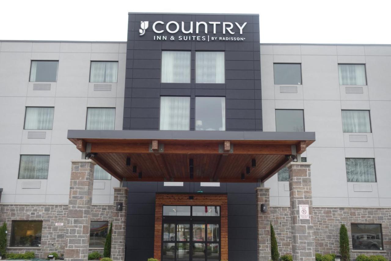 Country Inn & Suites By Radisson, Belleville, On Екстер'єр фото