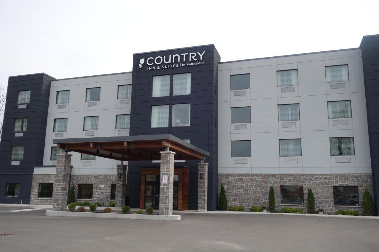 Country Inn & Suites By Radisson, Belleville, On Екстер'єр фото